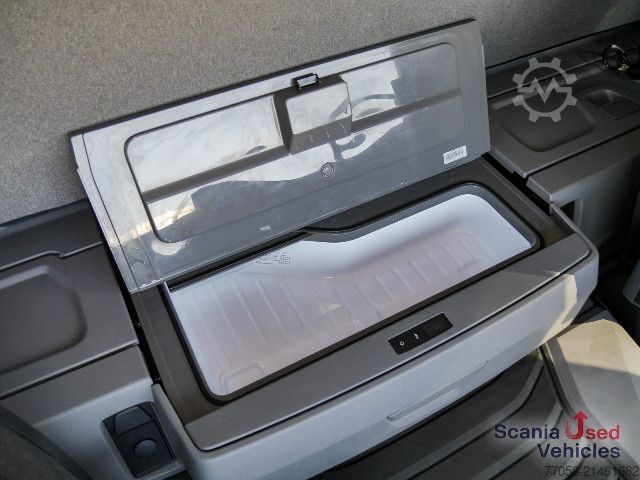 کامیون کمپر سه طرفه Scania G 460 B8x4HZ XT - Meiller TRIGENIUS D421 / Bordmat