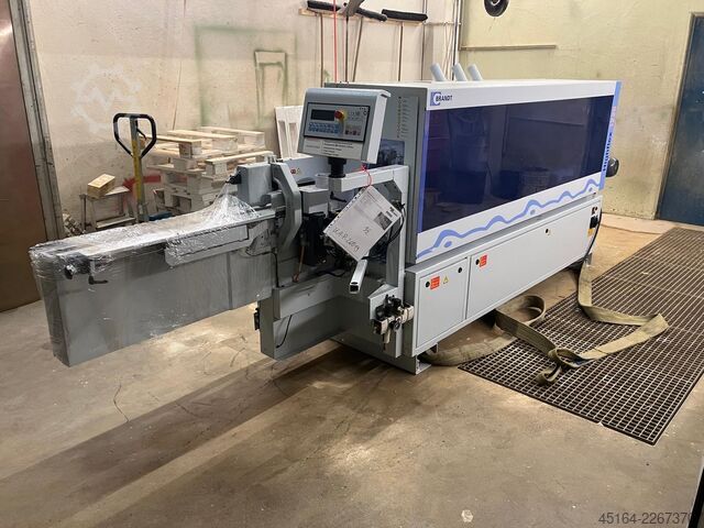 машина за кантиране Brandt KDF220