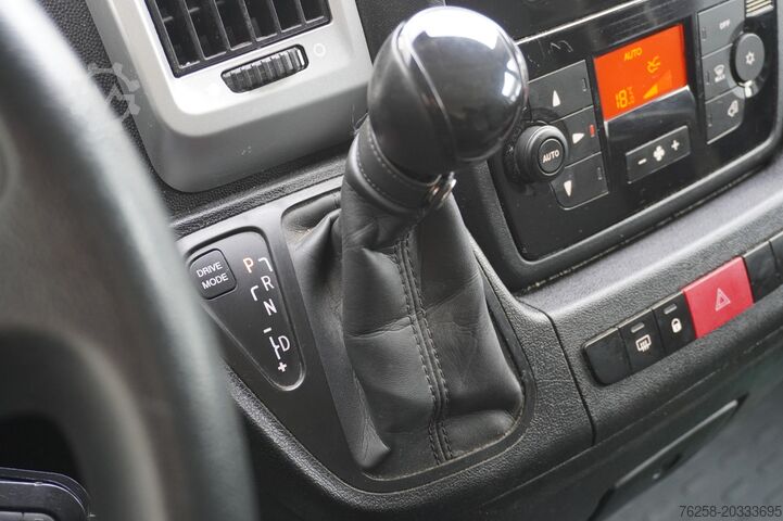 Furgoneta con caja Fiat Ducato 2.3 MJ 140PK Automaat L3H2 EURO 6 - AC/C...
