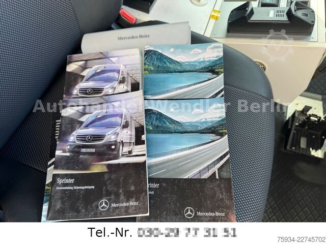 Samochód strażacki MERCEDES-BENZ Sprinter 516 CDI RTW Fahrtec Trage & Sessel