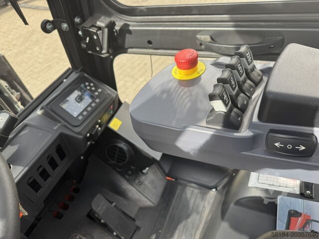 Carrello elevatore elettrico a 4 ruote Noblelift FE4P30G