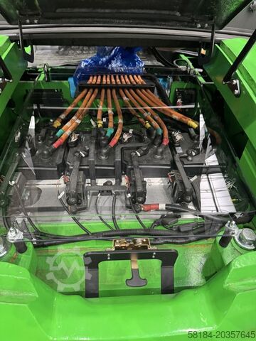 Carrello elevatore elettrico a 4 ruote Noblelift FEP100N2Y