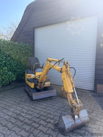 Mini escavadora Komatsu FAT PC 03 com CE komatsu fat pc 03