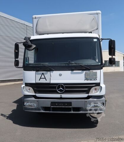 Kamion sa telom kutije Mercedes-Benz 1222 L