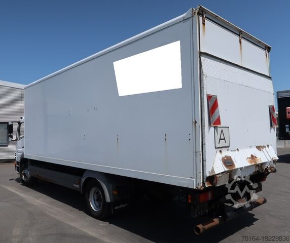 Kamion sa telom kutije Mercedes-Benz 1222 L