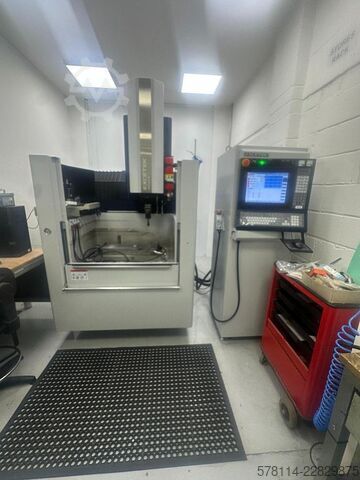 Máquina de electroerosión por penetración Excetek ED400C