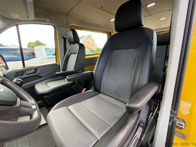 Minibus VOLKSWAGEN CRAFTER 2.0TDI 8 SITZER TEMP. KLIMA AHK 1.HAND