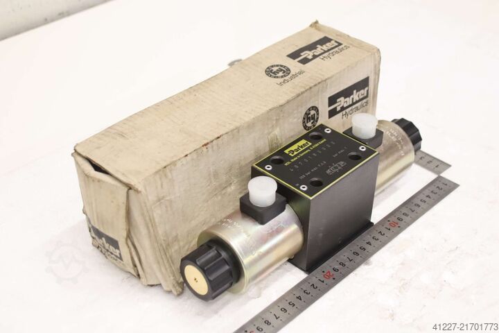 Wegeventil Parker 4070180000