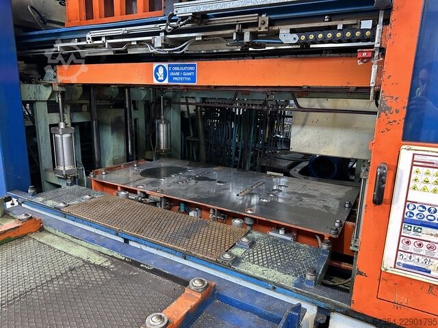Thermoforming Machine COMI SL2000 x 900 x 550mm