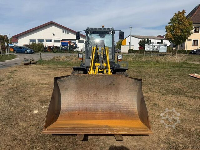  Wacker Neuson WL70 (40 km/h version)