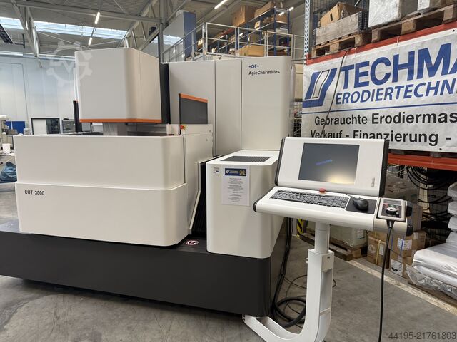 Máquina de erosión por hilo +GF+ CUT 3000