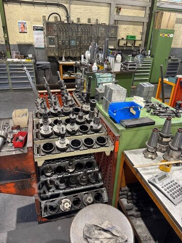 เครื่องคว้านโต๊ะ CNC UNION BFT 130 NC