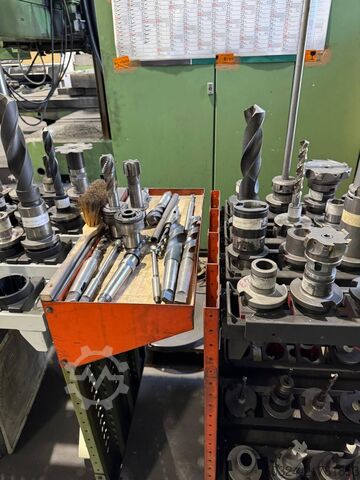 เครื่องคว้านโต๊ะ CNC UNION BFT 130 NC