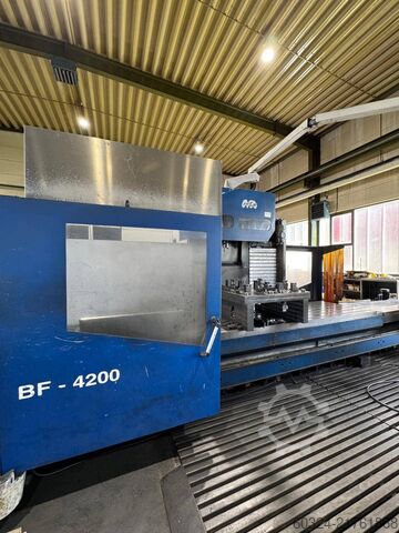 เครื่องกัดเตียงซีเอ็นซี MTE BF 4200