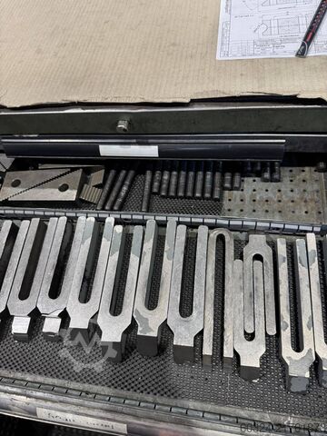 Centru de prelucrare CNC HEDELIUS CB 70 - 3200