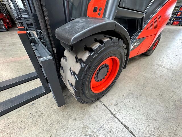 2019 UVV 05/2027 14 081 üzemóra Linde H35T