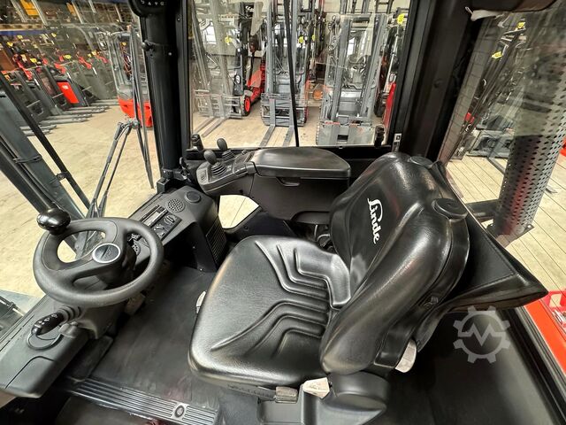 2019 UVV 05/2027 14 081 üzemóra Linde H35T