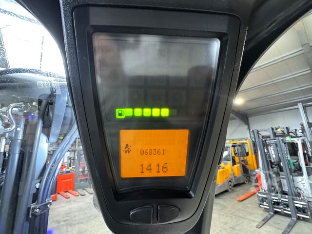 016 UVV 2027/09-ig, 6 836 üzemóra Linde H20T
