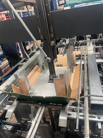 Tepsi ve kasa montajcısı Impak Imola