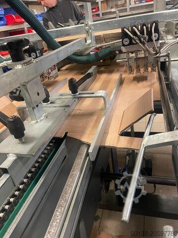 Tepsi ve kasa montajcısı Impak Imola