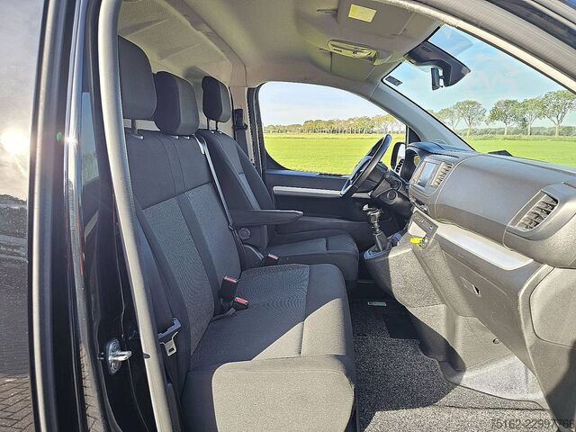 OPEL VIVARO 2.0 L3H1 Xenon LED Automatische Airco 3 Zits Camera Carplay PDC Cruise Control Euro6 145 OPEL VIVARO 2.0 L3H1 Xenon LED Automatische Airco 3 ...