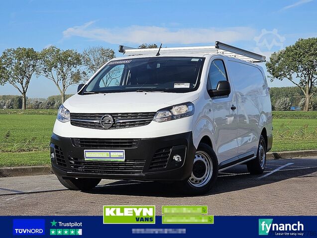 OPEL VIVARO 2.0 lungo, automatico, climatizzatore, navigatore, sensori di parcheggio, portapacchi su OPEL VIVARO 2.0 lang, automaat, airco, navi, pdc, im...