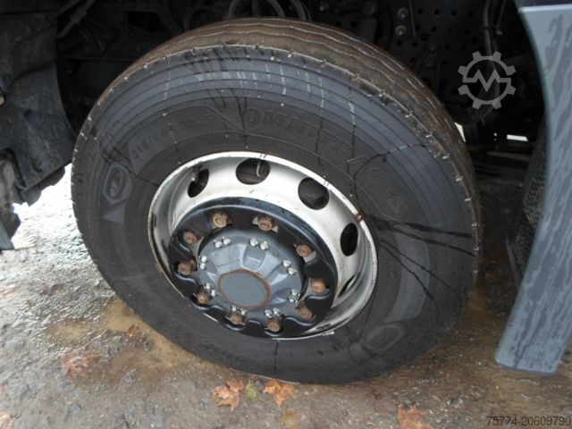 Tractor estándar MERCEDES-BENZ 1845/HAD/Stream Space