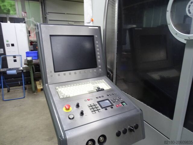 Universal-Bearbeitungszentrum Deckel Maho DMU 80U duoblock