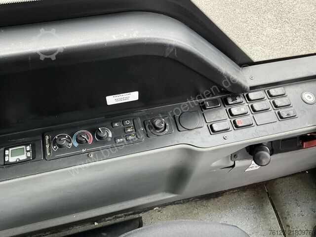 Zglobni autobus Mercedes-Benz Conecto G