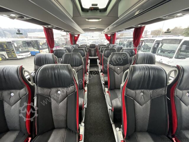 Diaľkový autobus Mercedes-Benz Tourismo RHD