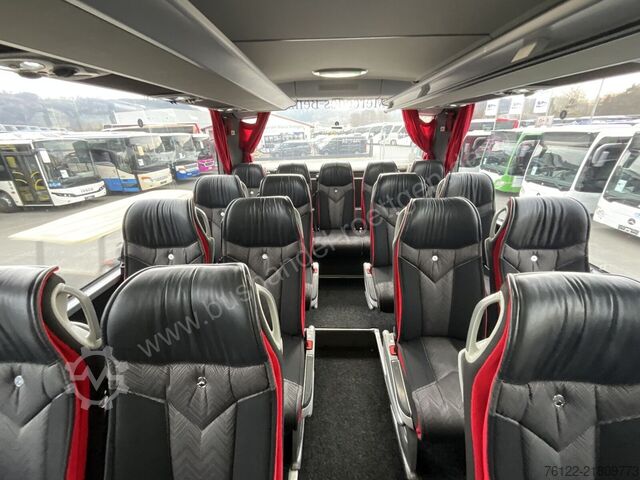 Diaľkový autobus Mercedes-Benz Tourismo RHD