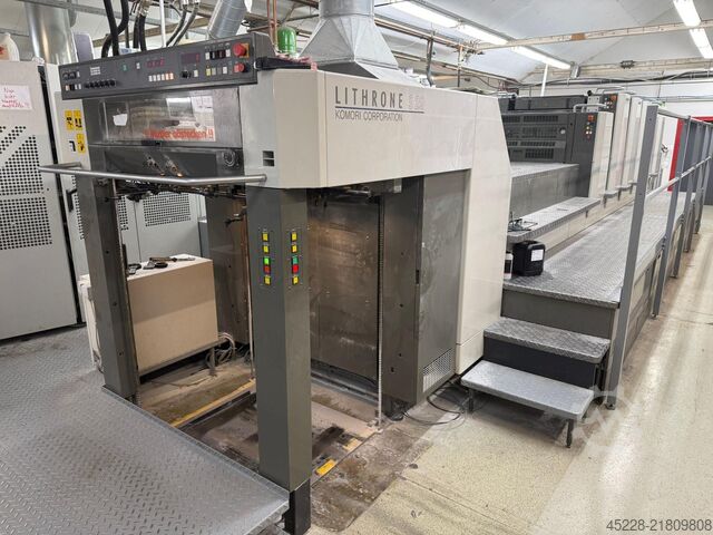 آلة طباعة أوراق الأوفست Komori Lithrone LS 529+C (H)