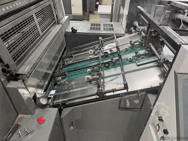 آلة طباعة أوراق الأوفست Komori Lithrone LS 529+C (H)
