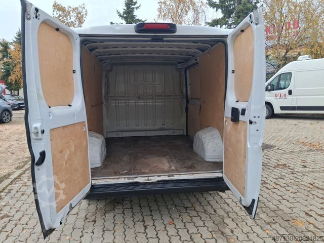 Ploščati dostavnik CITROEN Jumper 33 L1H1 Blue-HDi 140