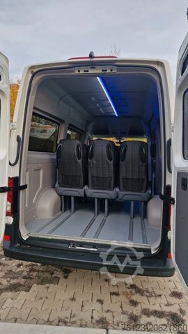 Minibus MAN MAN TGE 9 Sitzer Airlineboden Handicap Crafter