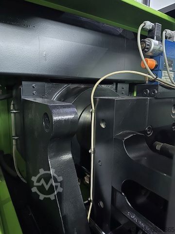 Įpurškimo liejimo mašina Engel Victory 330/90