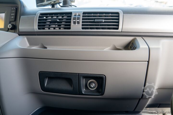 ट्रक चेसिस MAN TGL12.250 DoKa