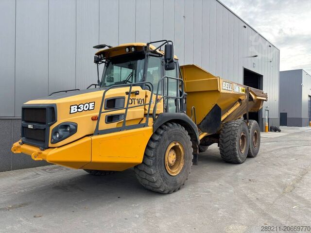 Samohodni tovornjak Bell B 30 E