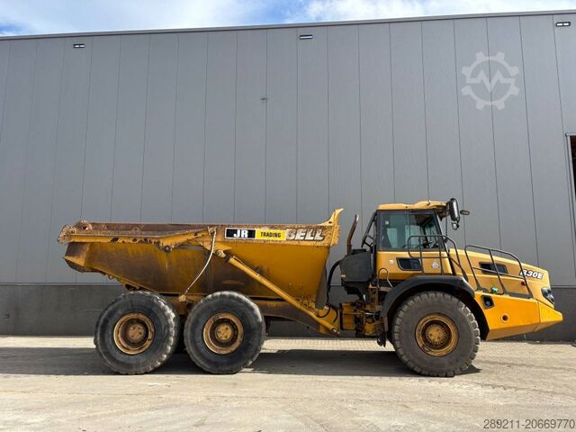 Samohodni tovornjak Bell B 30 E