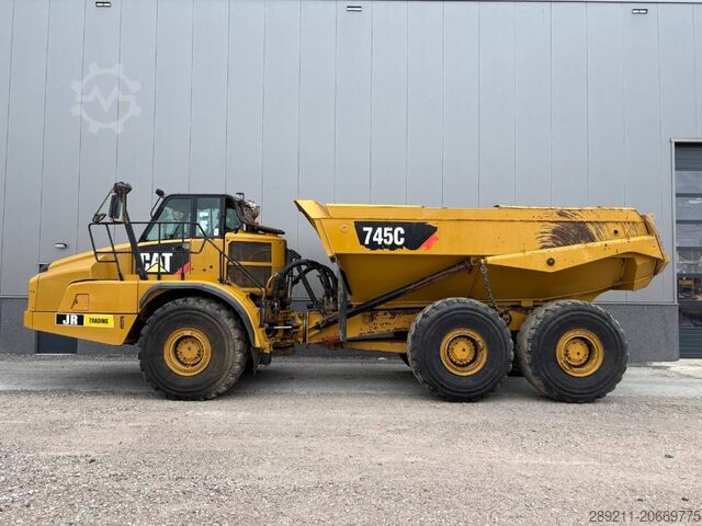 Damperli kamyon CAT 745 C