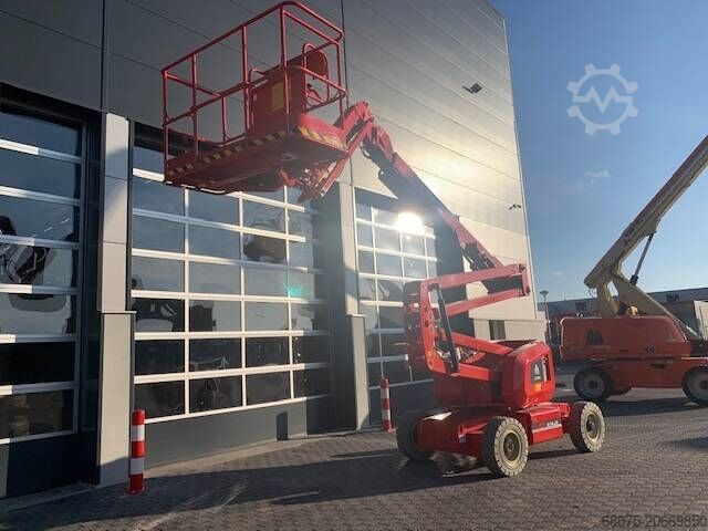 Teleskopska delovna ploščad LGMG A 14 JE