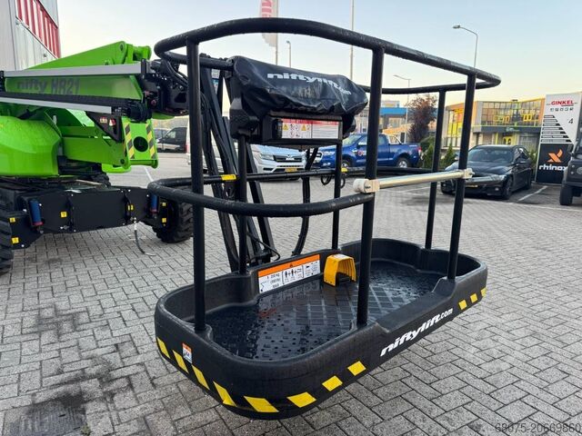 Teleskopska delovna ploščad Niftylift HR 21 D 4x4