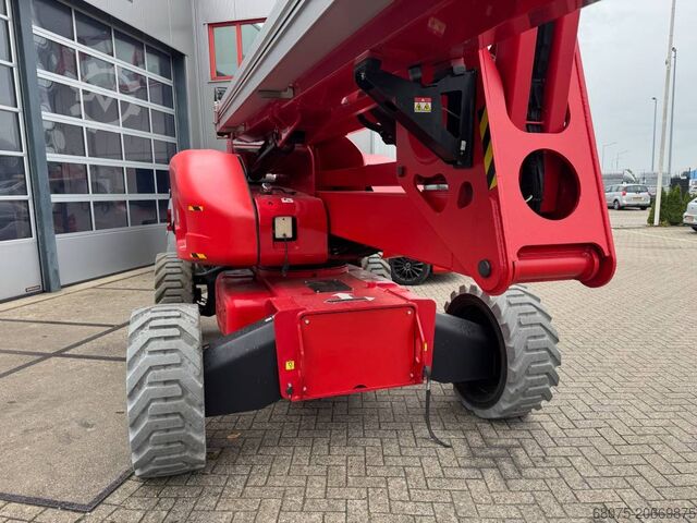 Teleskopska delovna ploščad Niftylift HR 28 D E 4x4