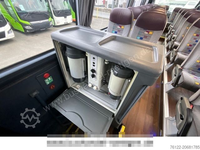 Diaľkový autobus NEOPLAN Tourliner L/Euro6/56Sitze/517/Travego/Tourismo