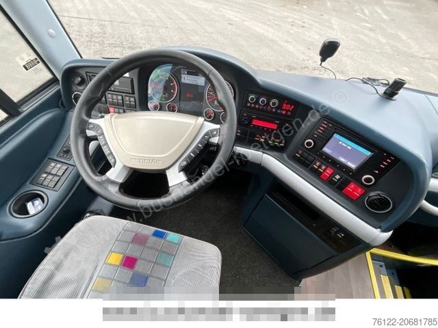 Diaľkový autobus NEOPLAN Tourliner L/Euro6/56Sitze/517/Travego/Tourismo