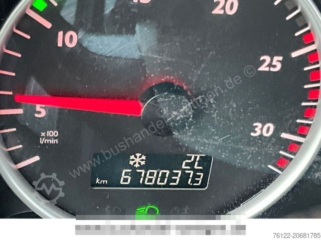 Diaľkový autobus NEOPLAN Tourliner L/Euro6/56Sitze/517/Travego/Tourismo