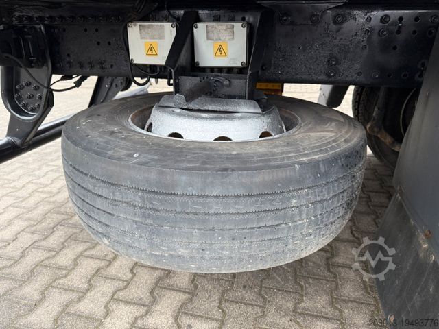 ट्रक-माउंटेड क्रेन MAN TGS 35.360 8X4 BB Dachdecker Kran bis 52 m