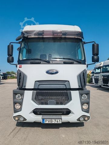 Стандардна влечна единица FORD 1848T
