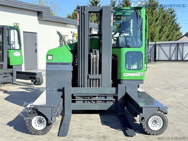Carretilla retráctil de 4 vías Combilift C4500 DIESEL TRIPLEX 4900 NEW MODEL