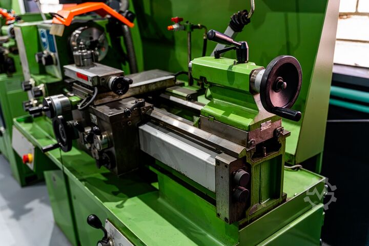 Lead and feed screw lathe WEILER PRAKTIKANT 160 B